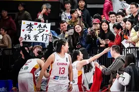 无畏金兰！中国女篮值得你相信，因为这是一支将坚韧写进血液的球队图片