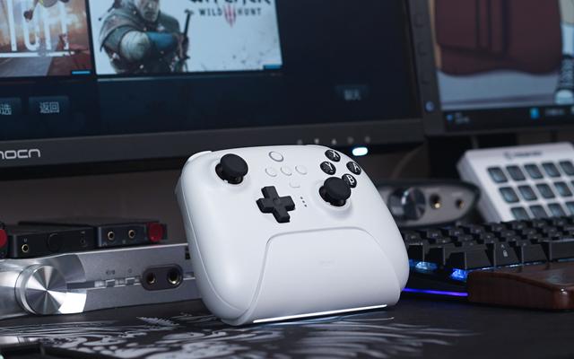 完整无线化体验！八位堂猎户座真无线手柄座充套装测评