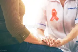 20岁女大学生患乳腺癌左乳被切除，背阔肌华丽“转身”变漂亮乳房图片