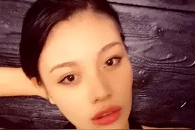 《倍儿爽！葛荟婕直播揭秘汪峰离婚内幕，曝光章子怡惊天大秘密》图片