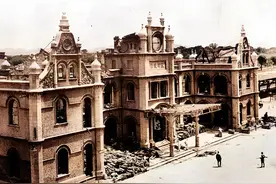 1937年日军进犯杭州：火车站被炸毁，慰安所门前女孩好可怜图片