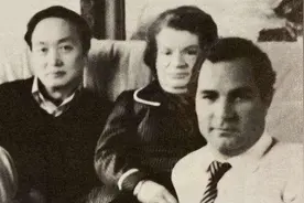 法国外交官爱上中国戏子，还生下儿子，18年后才知爱妻竟是个男人图片