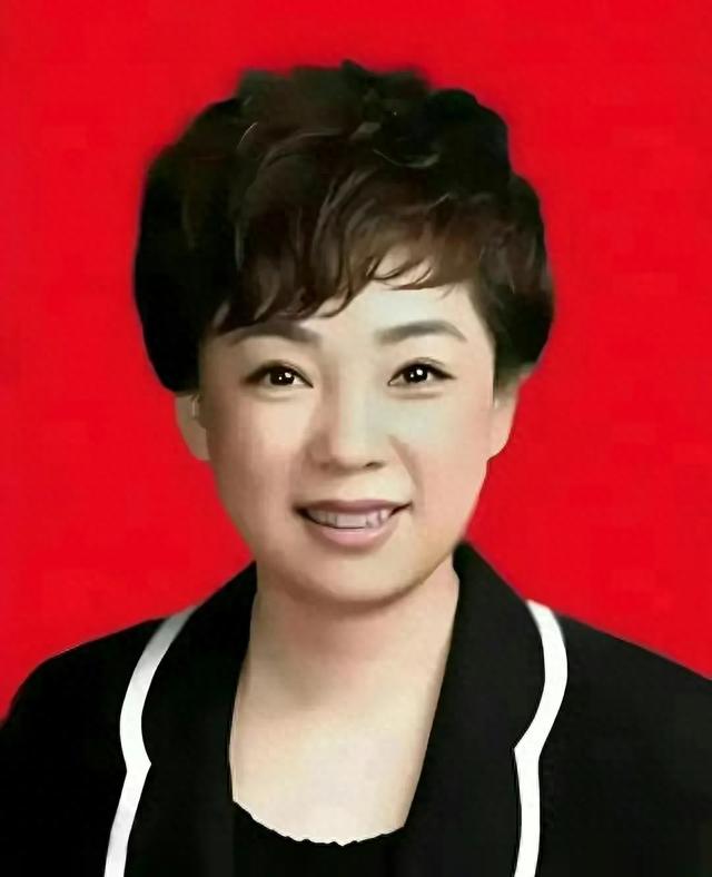 8月27日下午,又有15被查落马,个个贪得无厌,履历完美