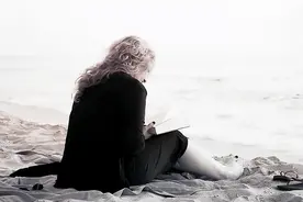 如今文学作品浩如烟海，看的人却越来越少，文学没有价值了图片