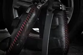 北美最强重型排障刀之一 反曲逆刃 一刀在手 树墩子都能劈成八瓣儿图片