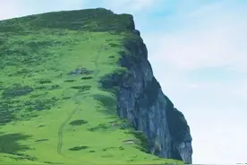 “地球边缘”爆火却封山，四川凉山州其实还有不少惊艳的景点图片