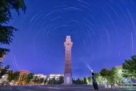 西亚斯毕业简历上说成郑大，一个600多分一个2万多元，一样吗？图片