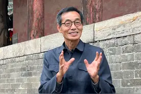 心怀热爱，可赴山海：“斗拱爷爷”王永先和他的文物世界图片