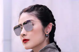 珍藏高清壁纸|完美不是天分，人靓心善的陈慧琳图片