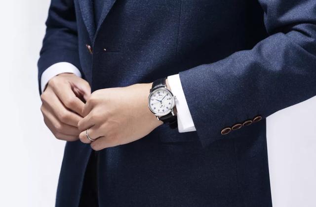 ����Ӣ�������Ļ�е�����߼��������ʸУ�һ��5��