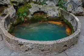 成语故事：“背井离乡”，为什么背“井”而不是背别的呢？图片