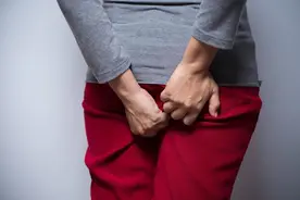 阴毛变白，暗示了什么？关于私处毛发的秘密，男女都该了解下图片
