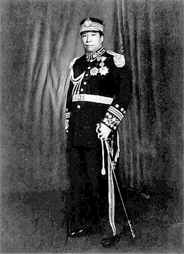 杨虎城:死后3月遗体被发现,长子杨拯民前往验证,移灵前曾被换棺