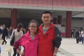 2014年相恋8年的兵哥哥失联，女友跨越2000公里，到部队寻求真相图片