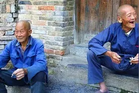 俗语“屋后有水，开门见坟，家败子不归”何意？古人的经验之谈图片