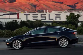 给特斯拉一条建议，购车合同注明：一经售出，概不议价图片