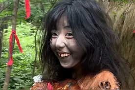 景区“美女野人”身份被扒！千万网红是刘畊宏同事，曾陷霸凌丑闻图片