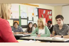 小学和中学里最清闲的老师是不是体育老师？图片