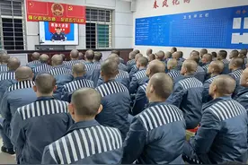 监狱里的罪犯每天是怎么过的？真相和大家想得不一样，规律又充实图片