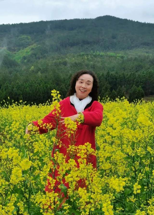 四川省民生研究会新媒体中心-官网