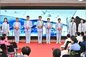 丹若色如火，清明话山河——北京十一学校丰台中学清明诗会图片