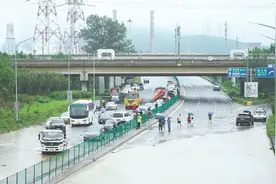 门头沟房山丰台部分路段封闭，西南方向出行务必提前查询图片