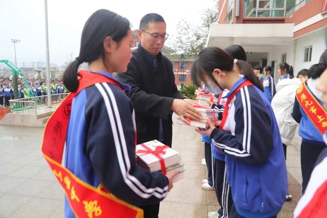 四川省民生研究会新媒体中心-官网