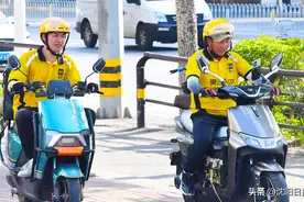 太热啦！沈城外卖迎来新高峰，骑手面临高温“烤”验图片