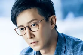 消失的“顶流”，从红极一时到“把自己作完了”，他究竟经历了什么？图片