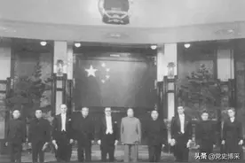 毛泽东是如何与外宾谈论核武器的？“他们欺侮我们没有原子弹”“但是，这会起变化”图片