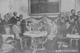 与1941年一样，日本法西斯又和波兰沆瀣一气，对抗俄罗斯与东方图片