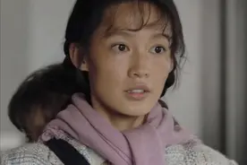 “村花”不是谁都能演，干瘪黑瘦，一排陶瓷牙，真是越看越觉得假图片