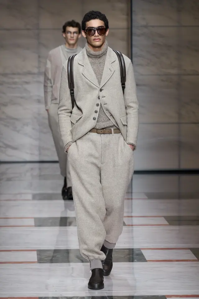 ������Giorgio Armani 2023�＾ϵ����װ������ʱ��