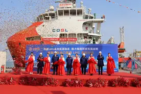 首次！龙口市完成LNG船舶燃料加注图片