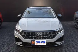 朗逸2023款星空款即将上市！10万元家用车市场最性价比轿车图片