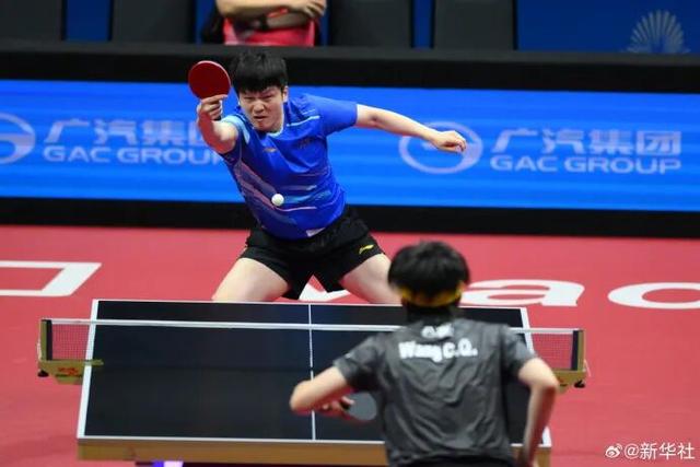 樊振东4：2击败王楚钦，赛后赞王楚钦“是中国队绝对的领军人物”