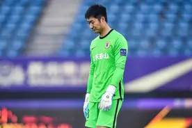 泰山队下赛季可能离队的老将名单，王大雷和张弛，然后是卡达尔？图片