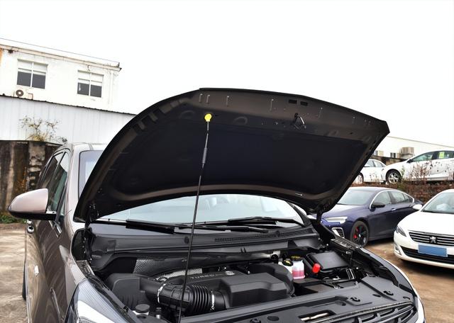 27万拿下别克GL8，开了1860公里，谈谈我的真实驾驶感受