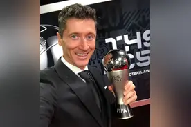 世界足球先生与金球奖，哪个含金量更高？2者存在3点大的区别图片