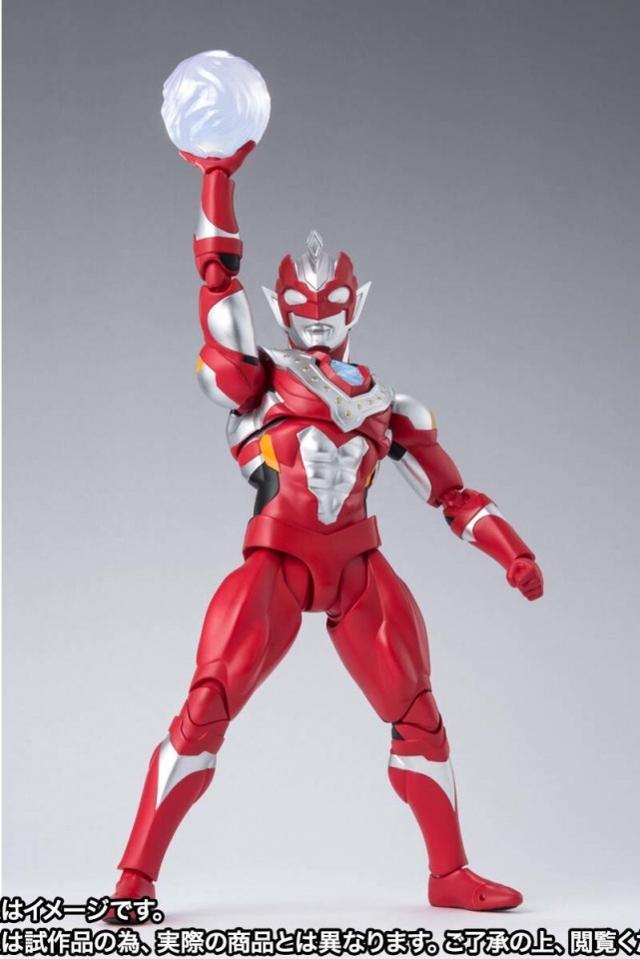 模玩资讯：万代 S.H.Figuarts 泽塔奥特曼 贝塔冲击形态