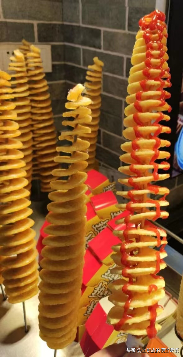 土豆别再炒丝，教你一招，小朋友都馋哭了