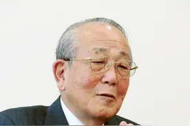 稻盛和夫：动不动就生气的人，没有一个是智者图片