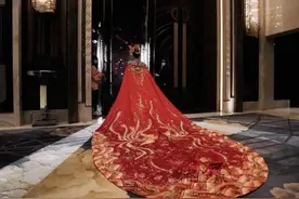 凤冠霞帔里霞帔其实不是衣服，带你了解真正的凤冠霞帔图片