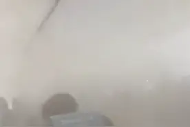 下一站南天门？春秋航空回应客舱内烟雾缭绕：正常现象，是空调打开后产生的冷凝气图片