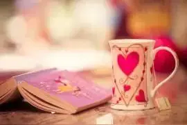 荒唐的闺蜜情（短篇小说）图片