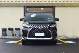 雷克萨斯落地价格最低的商务车，LM300H七座隽雅版，落地超180万图片