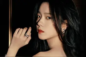 美女壁纸-第1218期-庄达菲图片