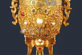 乾隆皇帝最爱的酒杯：金嵌宝金瓯永固杯，32颗珍珠宝石镶嵌金酒杯图片