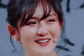 事实证明，“不可一世”的谢娜，已经走上了女明星的另一条大路图片