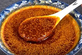 怪不得饭店的油泼辣子那么香，原来有技巧，教你饭店不外传的秘方图片